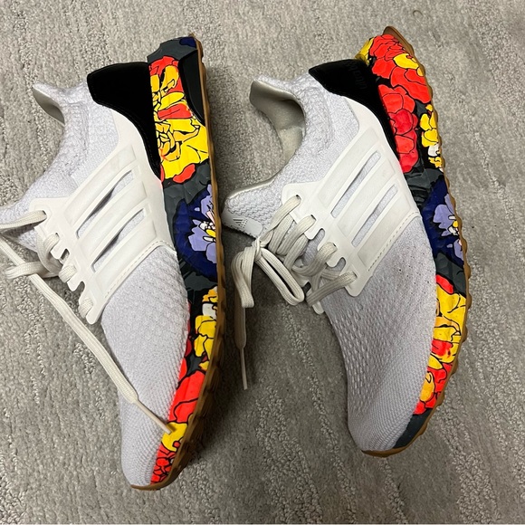 ULTRABOOST DNA 5 SHOES - Picture 1 of 11